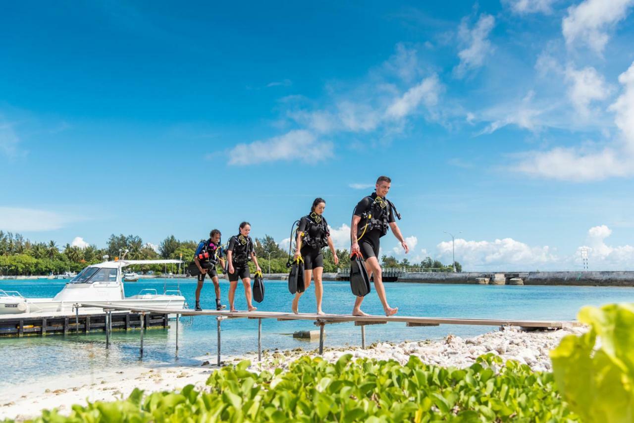 Wave Sound By 3S Maldives Hotel Addu City Exterior photo